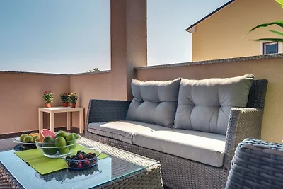 Villa Noemi-Ližnjan by Villas Guide