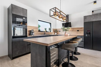 Villa Jollie by Villas Guide