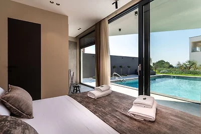 Villa Aruna by Villas Guide