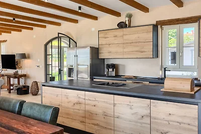 Villa Rapavel by Villas Guide