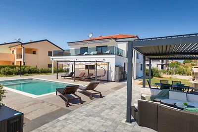 Villa Viktoria by Villas Guide