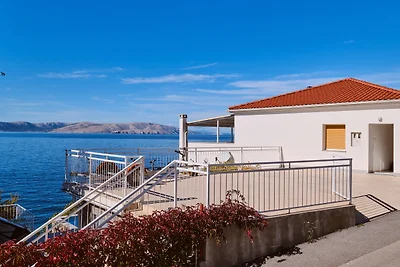 Apartman Arnia pool&beachfront by Villas...