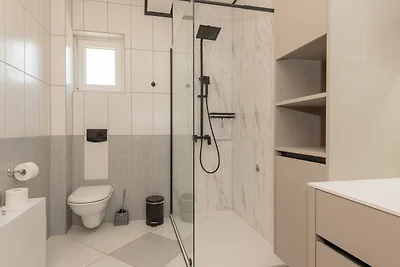Villa Ema - Makarska by Villas Guide