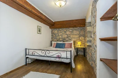 Stone House Obrš by Villas Guide