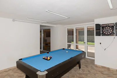 Villa Mateo -Zagvozd by Villas Guide