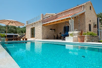 Villa Brig by Villas Guide