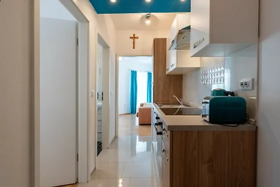 Apartman Lucija 2 by Villas Guide