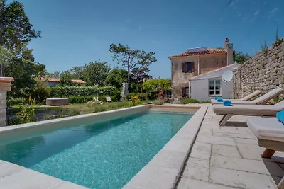 Villa Palazzo Limone with pool by Villas...