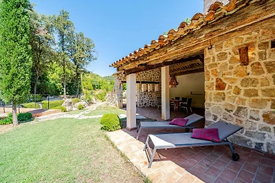 Villa Trstenik by Villas Guide