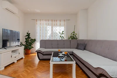 Villa Jelavic - Makarska by Villas Guide