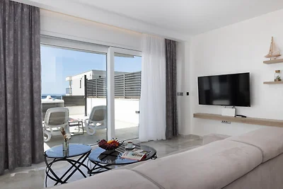 Sunny Lux Villa 2 in Makarska by Villas Guide