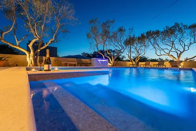 Villa Danica - Privlaka by Villas Guide