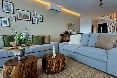 Holiday home Villa Aria with pool by Villas...