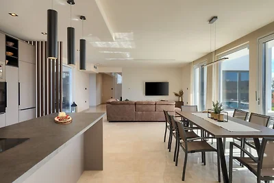 Villa Gloria by Villas Guide