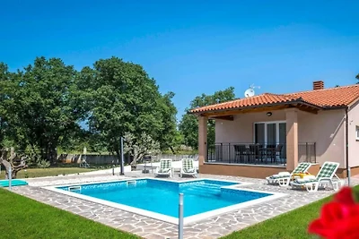 Villa Leona by Villas Guide