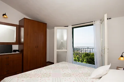 Holiday Home Ane - Makarska by Villas Guide