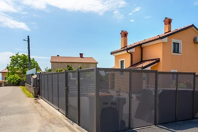 House Luka by Villas Guide