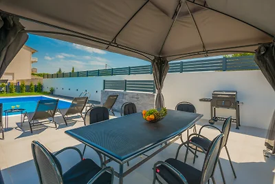 Villa Kristina - Makarska by Villas Guide
