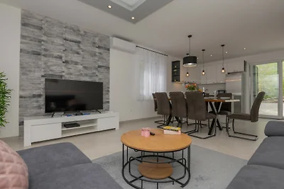 Villa Petar Zagvozd - Makarska by Villas...