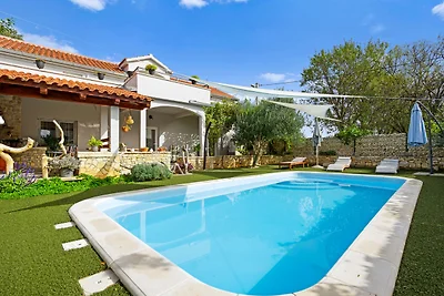 Holiday Home San by Villas Guide