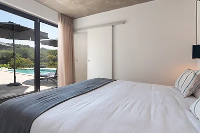 Villa Perlin by Villas Guide