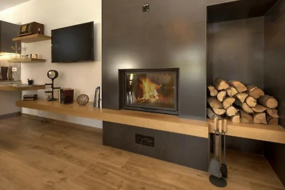 Villa Lori by Villas Guide