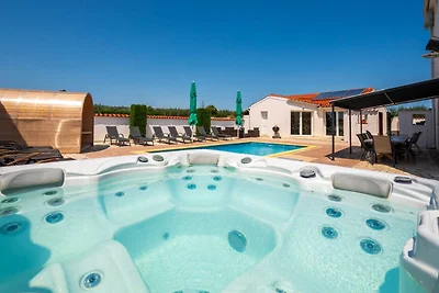 Vila Romani by Villas Guide