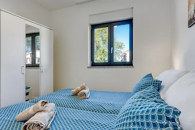 Apartment Adria 1 by Villas Guide