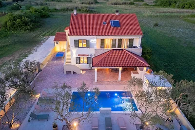 Villa Danica - Privlaka by Villas Guide