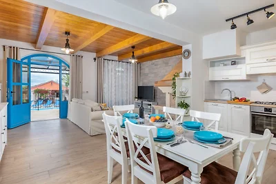 Villa Dussich by Villas Guide