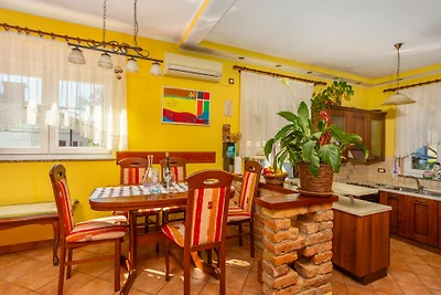 Apartman Mariana by Villas Guide