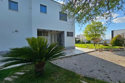 Holiday Home Legara with pool by Villas Guide