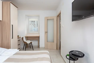 Sweet Apartment Ivana Rijeka by Villas Guide