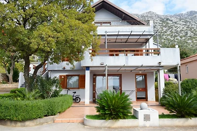 Apartment Paola 1 by Villas Guide