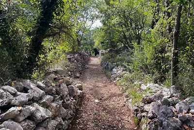 Villa Ruby beachfront by Villas Guide