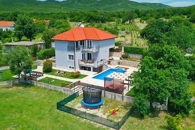 Villa Ruža - Omiš by Villas Guide