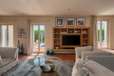 Villa Rafaelle by Villas Guide