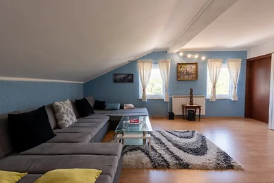 Apartman Max 3 by Villas Guide