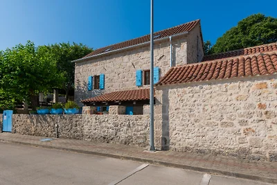 Villa Toni - Makarska by Villas Guide