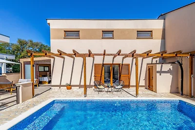 Villa Lona by Villas Guide