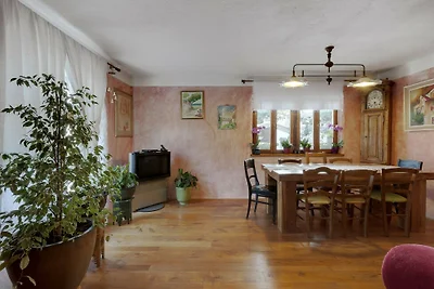 House sound of nature by Villas Guide