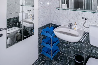 Villa Figs beachfront Apartman 2 By Villas...