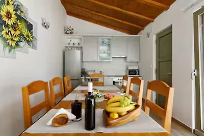 Holiday home Lišnjak by Villas Guide