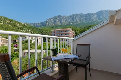 Holiday Home VIKK in Makarska by Villas Guide