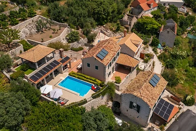 Villa Dia by Villas Guide