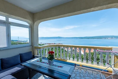 Apartman Lucija 4 by Villas Guide