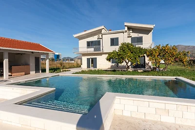 Villa Dolina Opuzen by Villas Guide