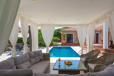 Vila Gostinjac 2 with pool Krk by Villas...