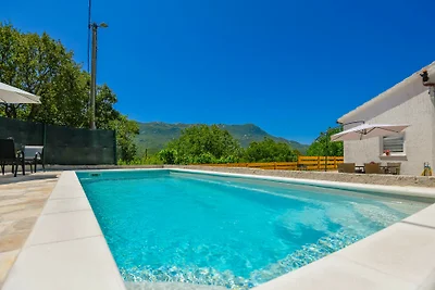 Villa Sanja in Makarska by Villas Guide