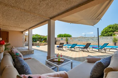 Villa RIA by Villas guide